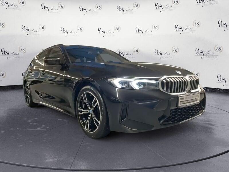 BMW Serie 3 318i MSport Touring auto 18" Navi Camera Led