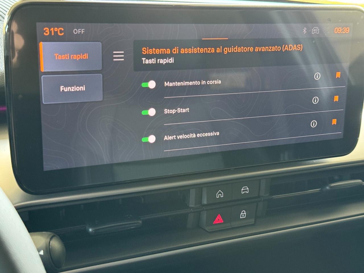 Jeep Avenger 1.2 turbo e-hybrid mhev Summit fwd 110cv edct6 Neopat