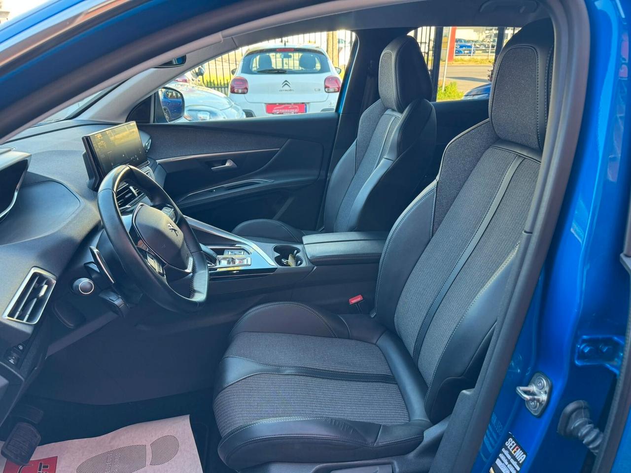 Peugeot 3008 1.5 BlueHDi 130cv EAT8 Allure