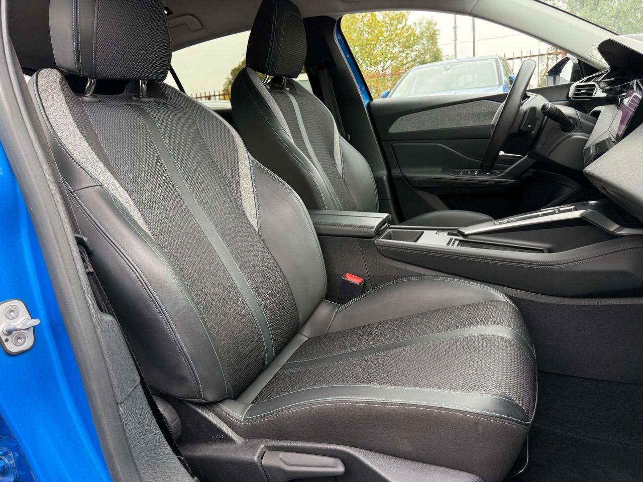 Peugeot 308 Berlina 1.5 130 S&S EAT8 Allure Pack