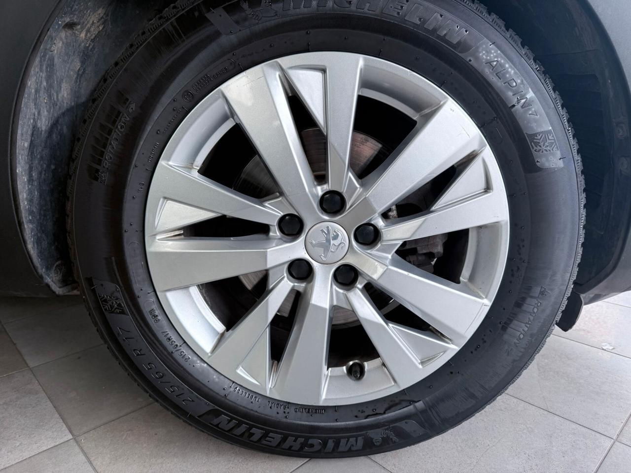 Peugeot 5008 BlueHDi 130 S&S Crossway