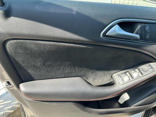 MERCEDES-BENZ B 200 d Automatic Sport