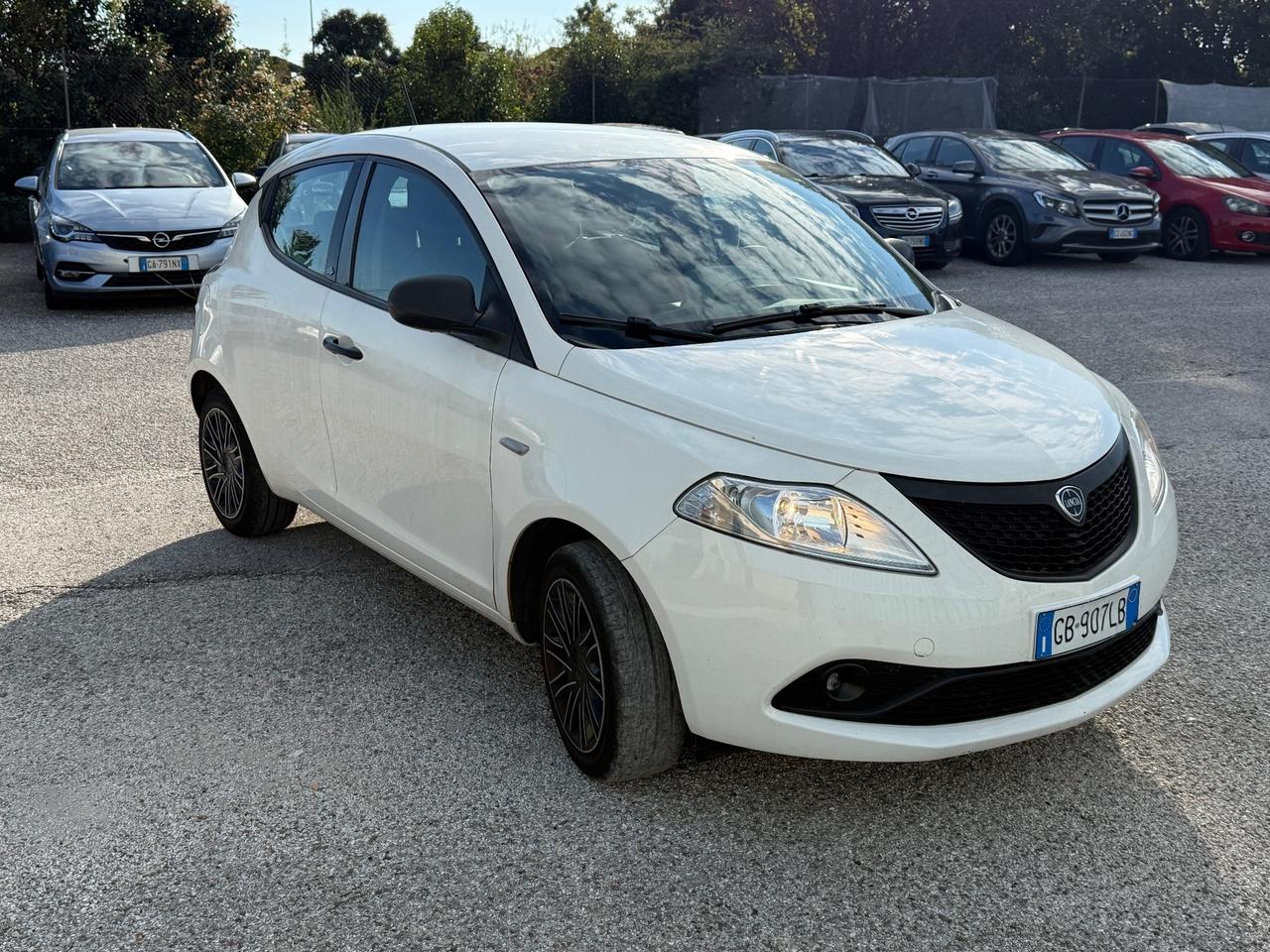 Lancia Ypsilon 1.2 69 CV 5 porte S&S Platinum
