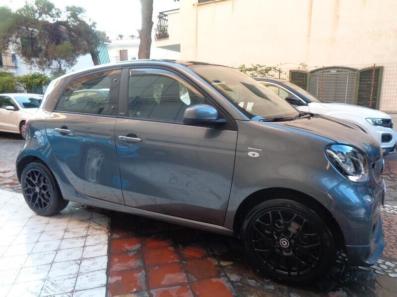 Smart ForFour 70 1.0 twinamic Superpassion