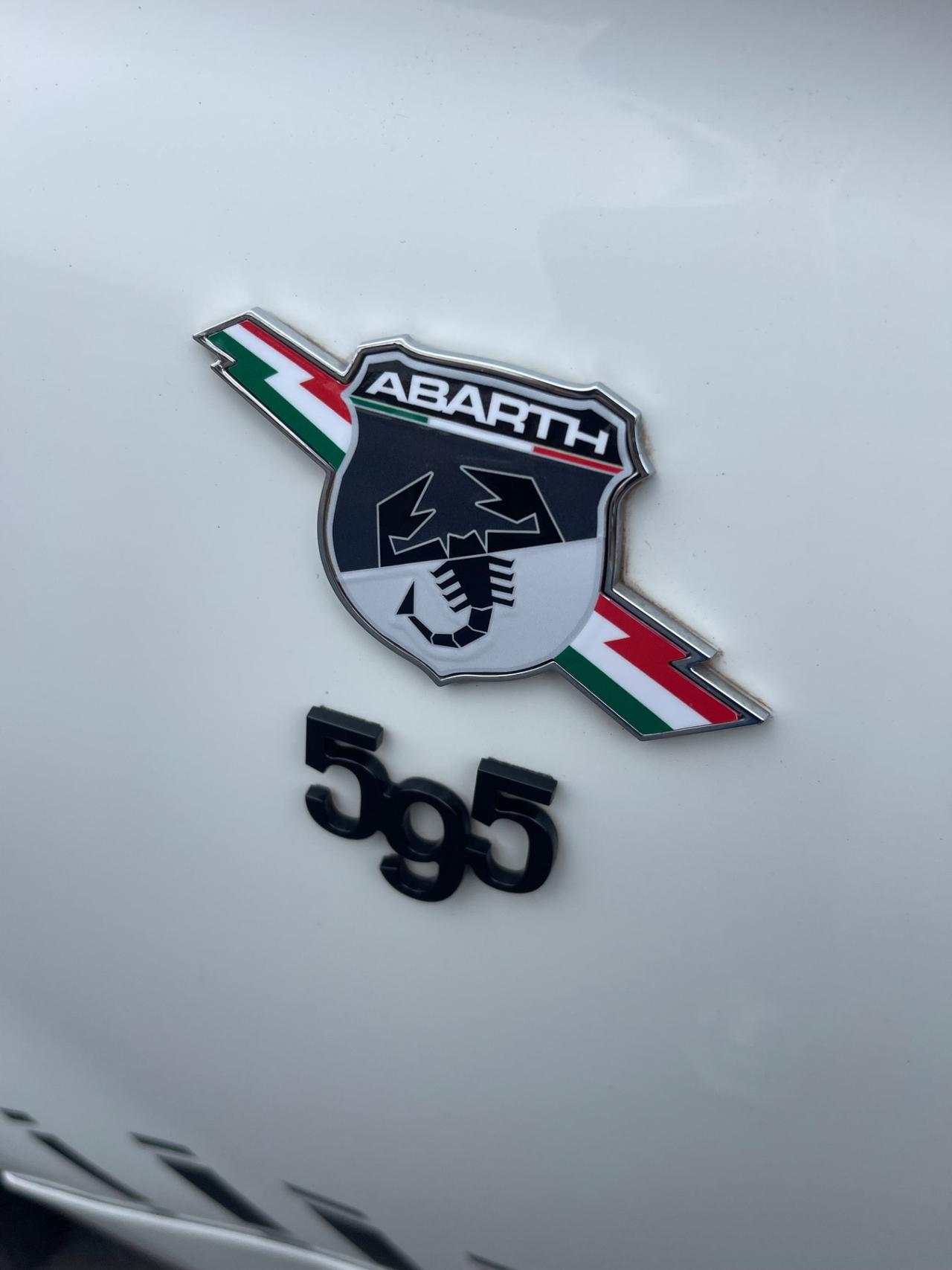 Fiat 500 Abarth 595 competizione