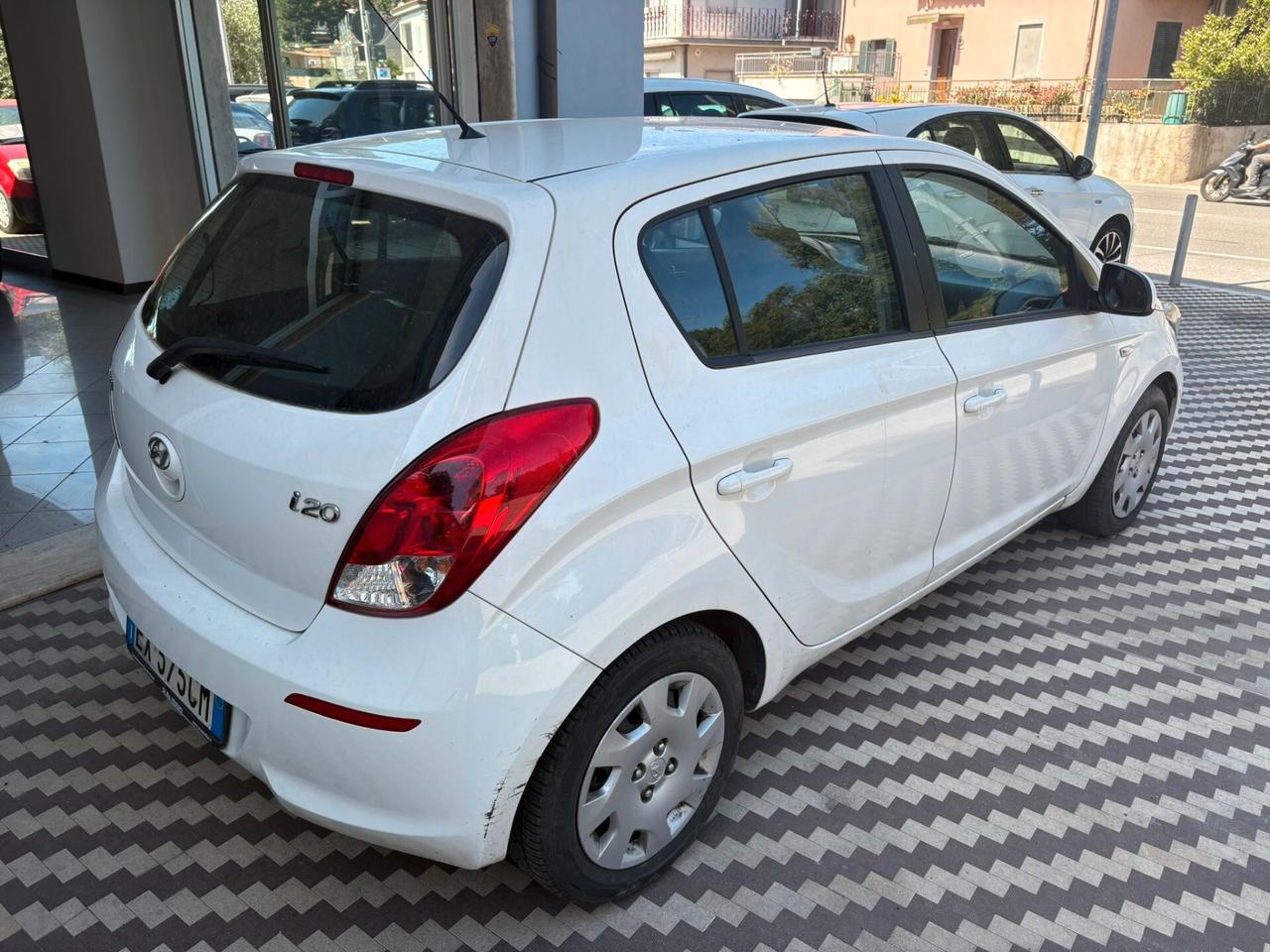 HYUNDAI i20 1.2 84 CV GPL EURO 5B 2014 – 284.000 KM – REVISIONATA – AUTO FUNZIONANTE