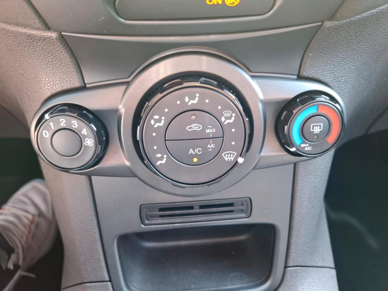 Ford Fiesta 1.5 TDCi 75CV 5 porte SOLO 139.000 KM
