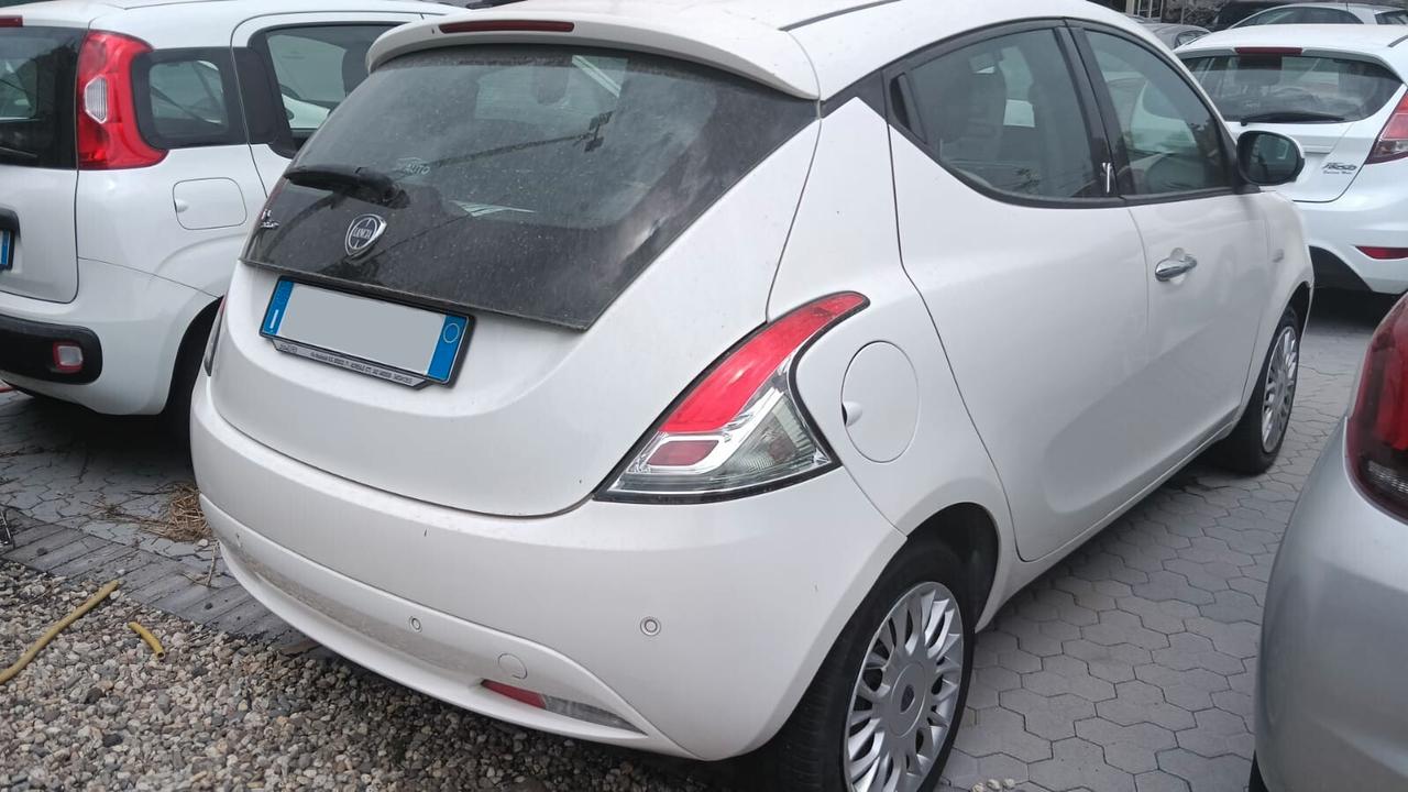 Lancia Ypsilon 1.3 MJT 16V 95 CV 5 porte S&S Gold