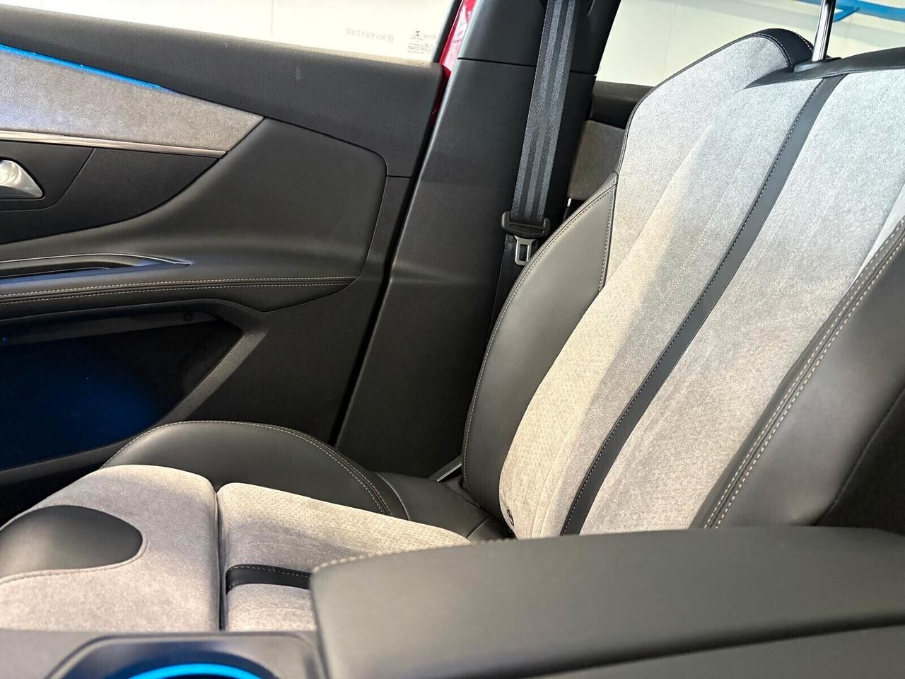 Peugeot 3008 GT PACK Hybrid 225 e-EAT8 phev SPOTICAR