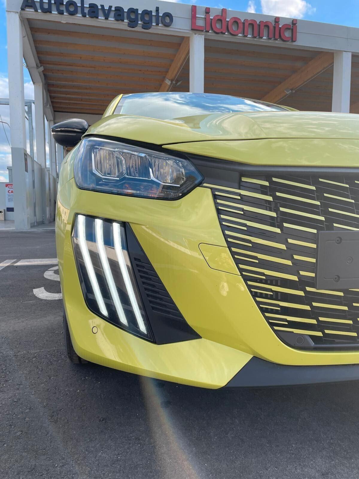 Peugeot 208 1.2 Allure turbo benzina 100 cv