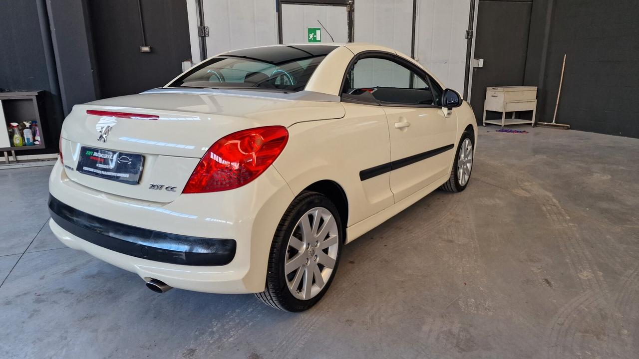 Peugeot 207 1.6 VTi 120CV CC Féline