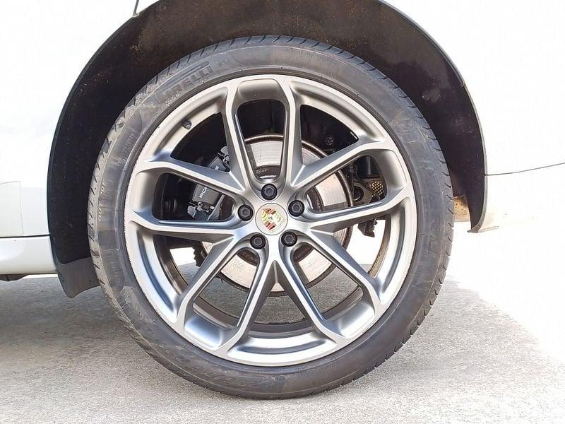 Porsche Macan 2.0 265cv pdk