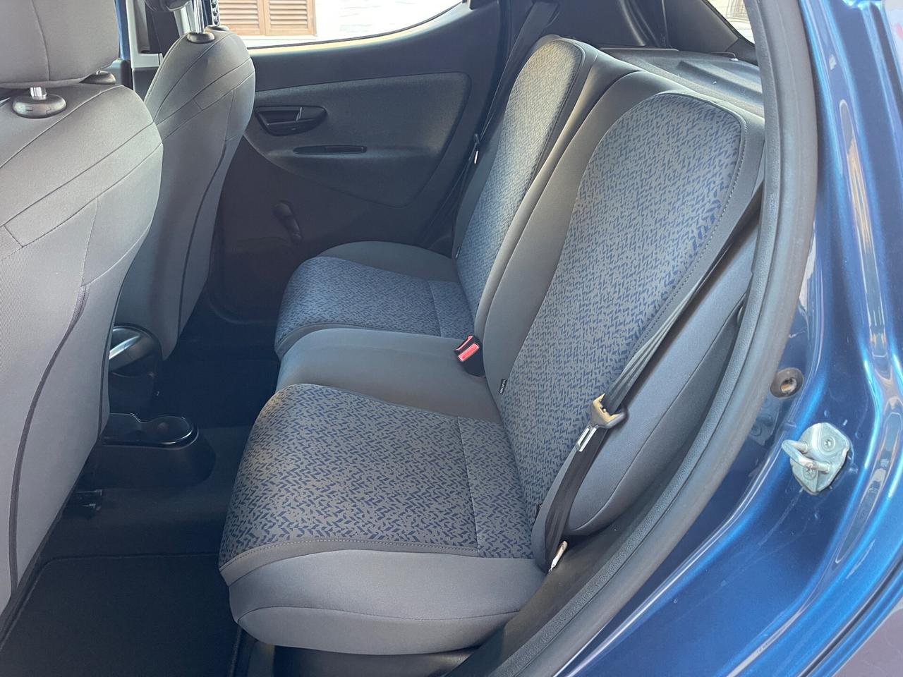 Lancia Ypsilon 1.0 FireFly 5 porte Hybrid Ecochic