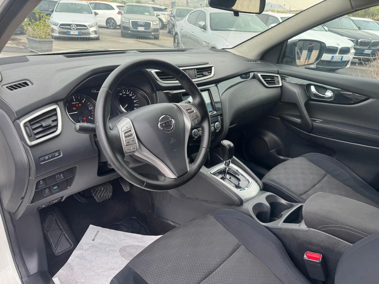 Nissan Qashqai 1.6 dCi automatica 131cv