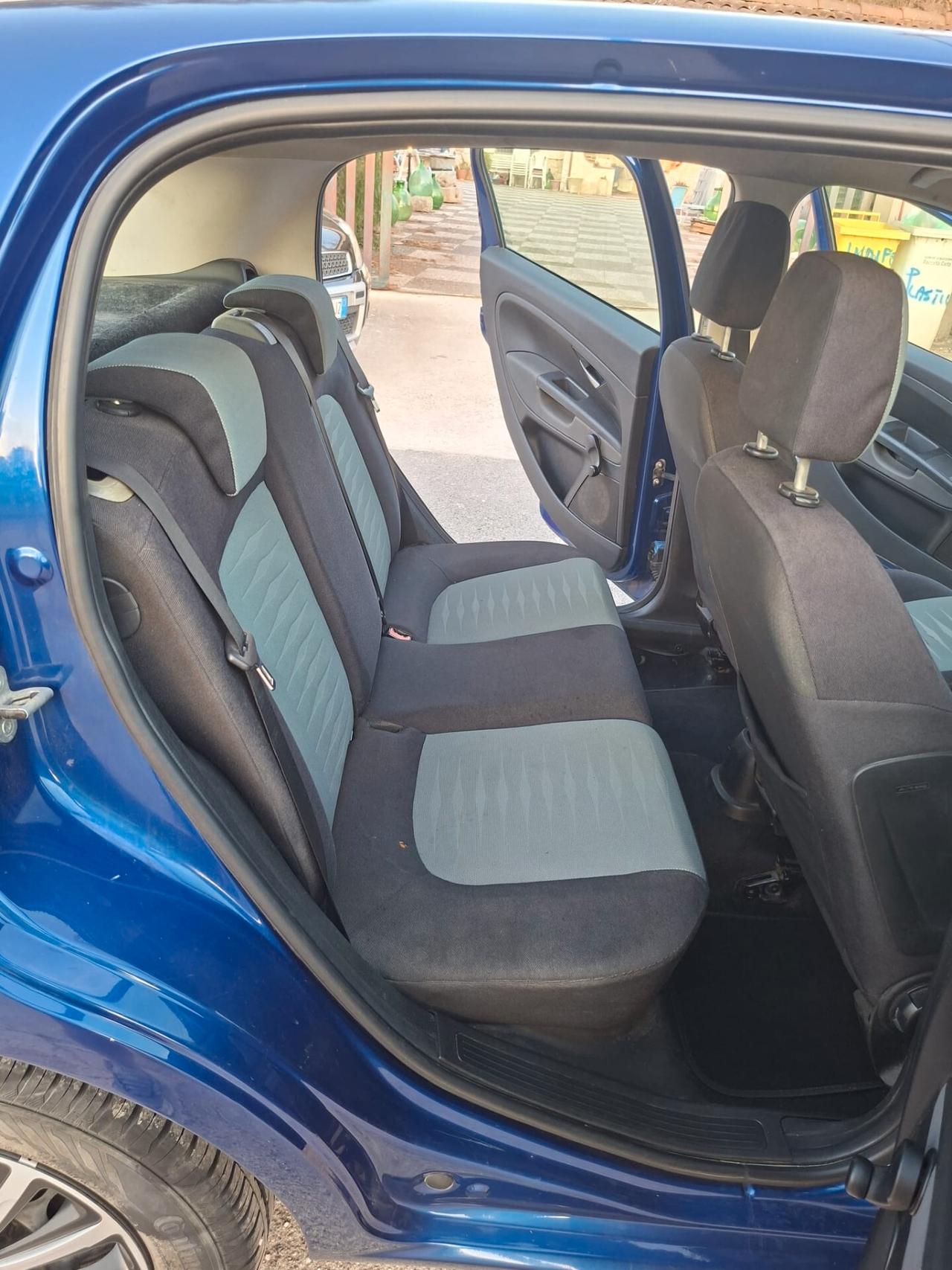 Fiat Grande Punto 1.2 5 porte (MOTORE FIRE)