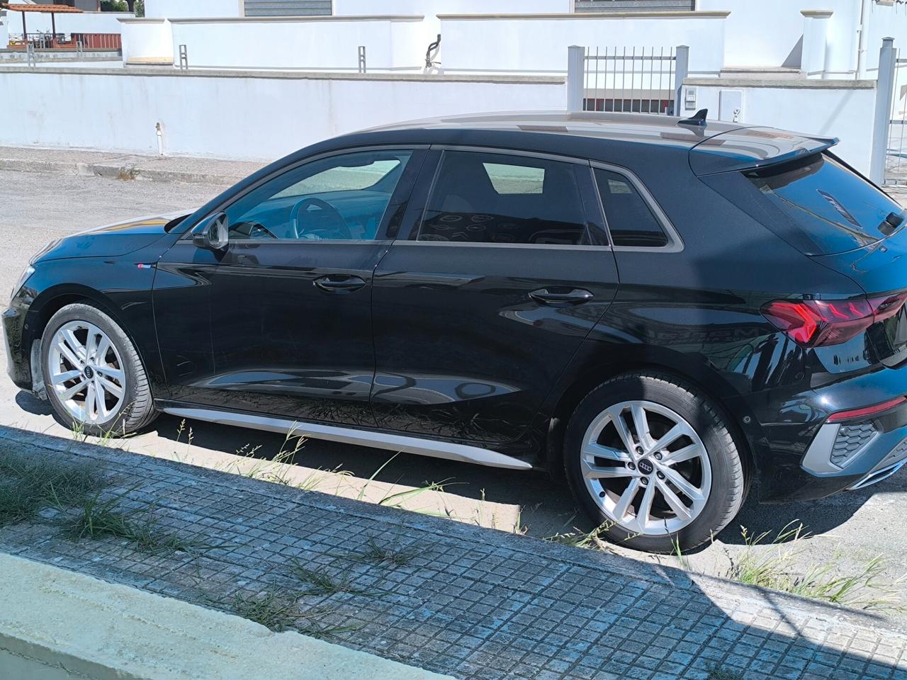 AUDI A3 2.0 TDI 150cv S-LINE INTERNO/ESTERNO TAGLIANDI AUDI