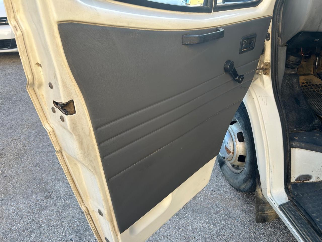 Ford Transit 2.5 Diesel Cassone fisso