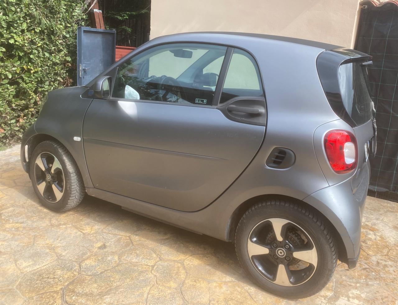 Smart ForTwo EQ Racingrey (22kW)