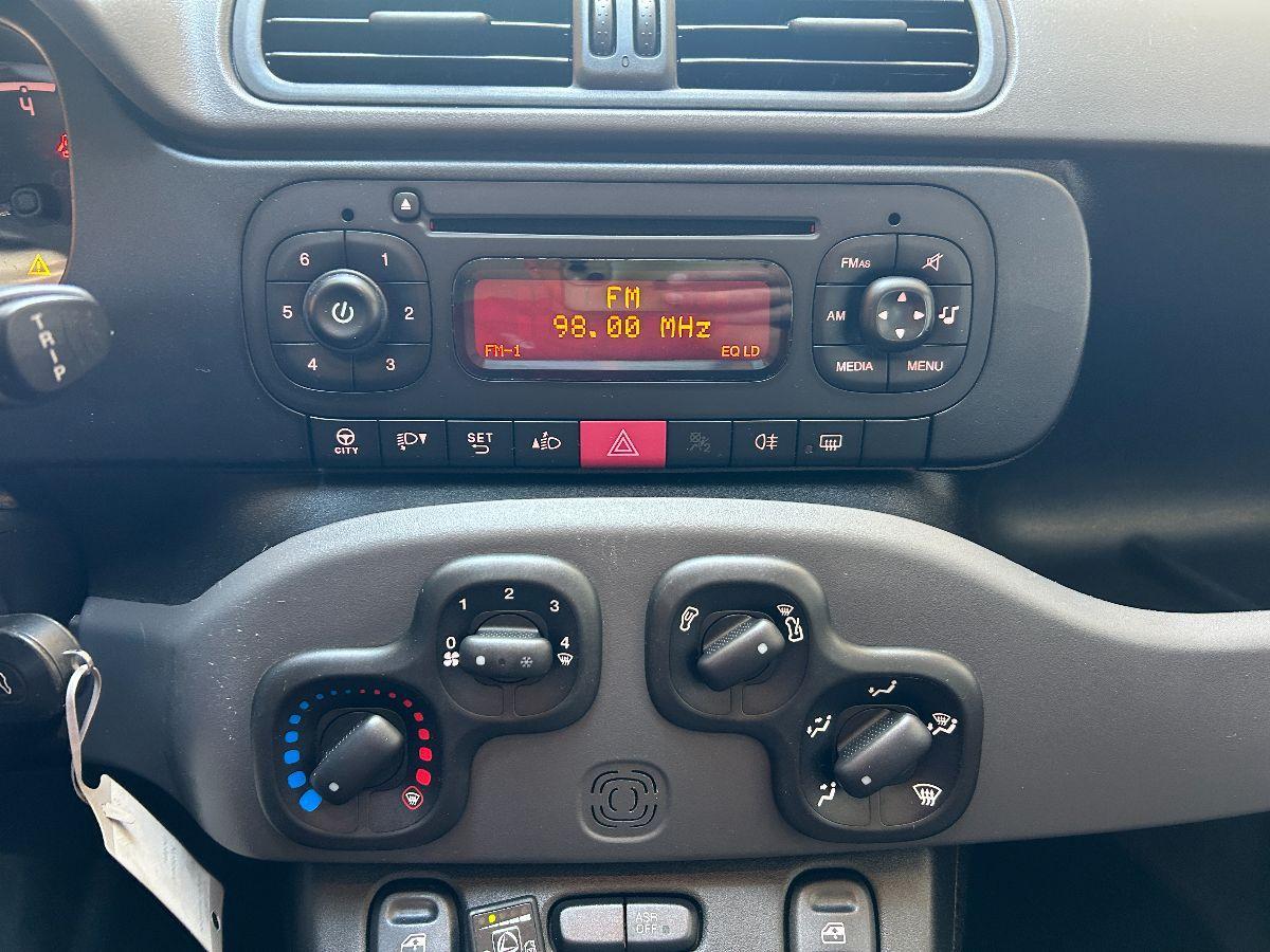 FIAT - Panda - 1.2 Lounge BENZINA E GPL