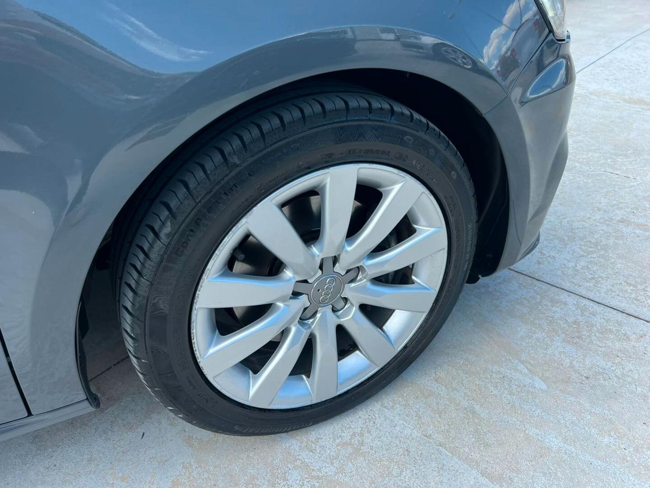 Audi A1 SPB 1.6 TDI 116 CV S tronic BICOLOR