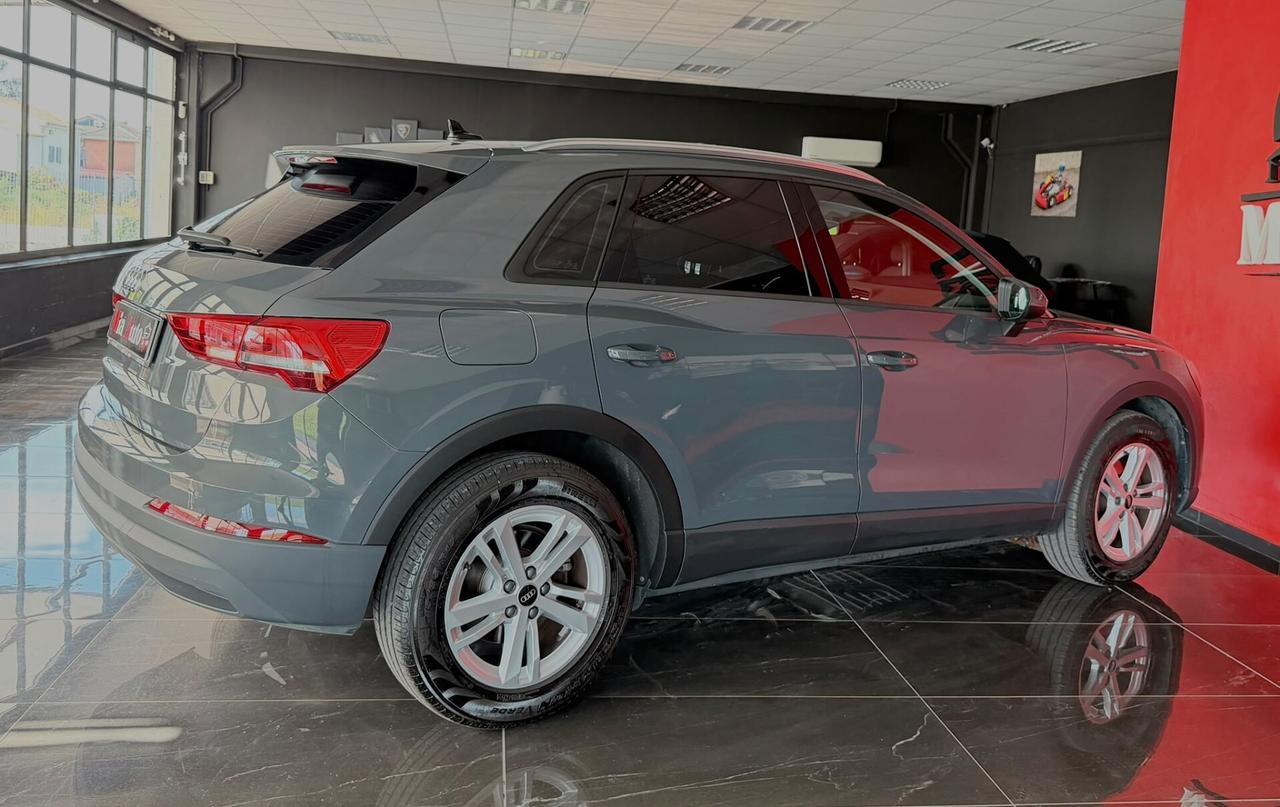 Audi Q3 35 TDI S tronic Business Advanced