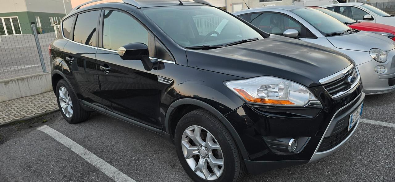 Ford Kuga Kuga+ 2.0 TDCi 140 CV 2WD DPF