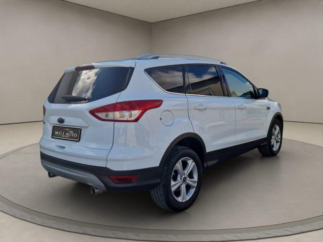 FORD Kuga 2.0 TDCI 140 CV 2WD Titanium