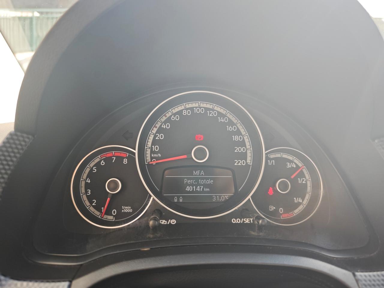 Volkswagen up! HIGH