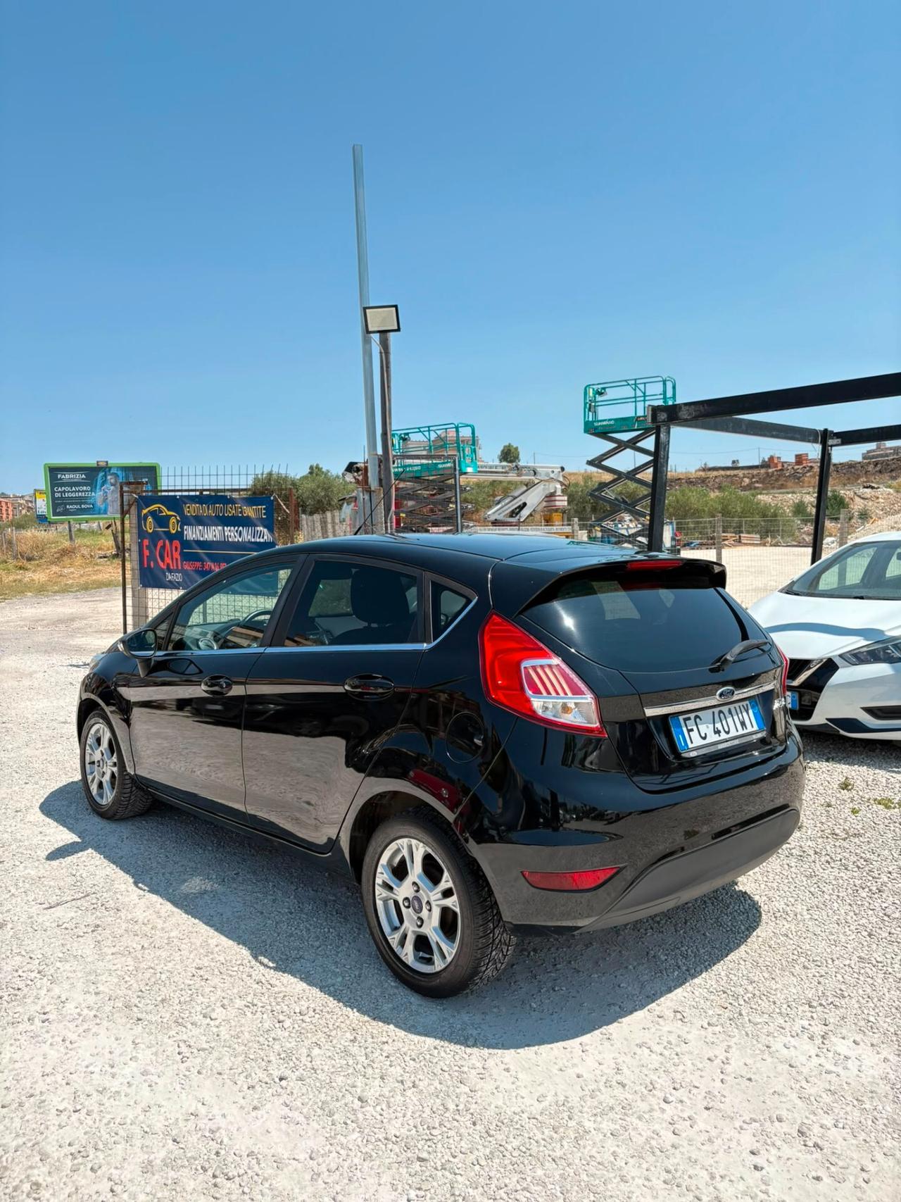 Ford Fiesta 1.5 TDCi 75CV 5 porte Black & White Edition