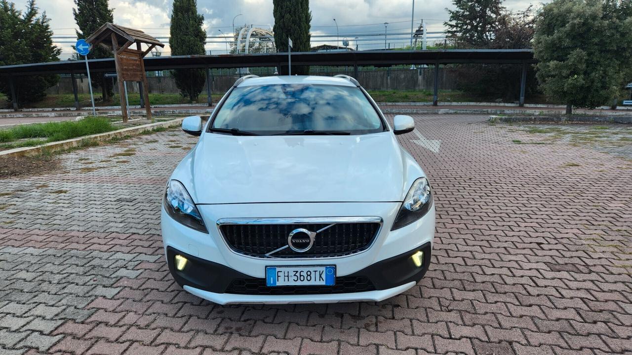 Volvo V40 Cross Country 2.0 TD 120cv Country D2