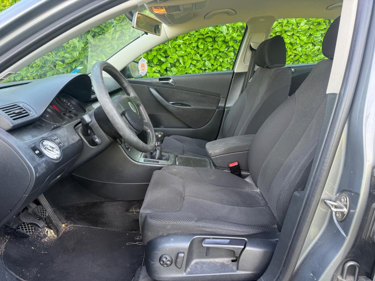 Volkswagen Passat 1.9 TDI/105CV Trendline BERLINA