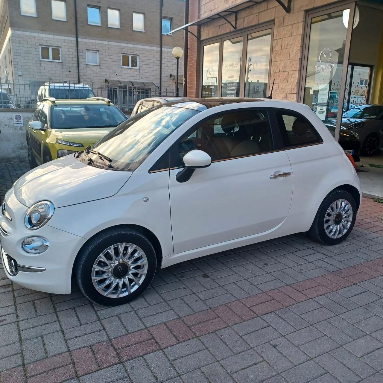 27648KM 500 1.0 HYBRID DOLCE VITA COME NUOVA