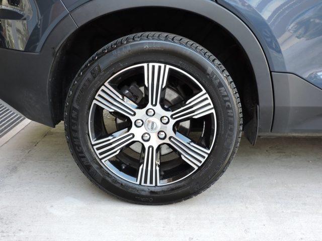 VOLVO XC40 B4 BENZINA AWD INSCRIPTION AUTOMATICA