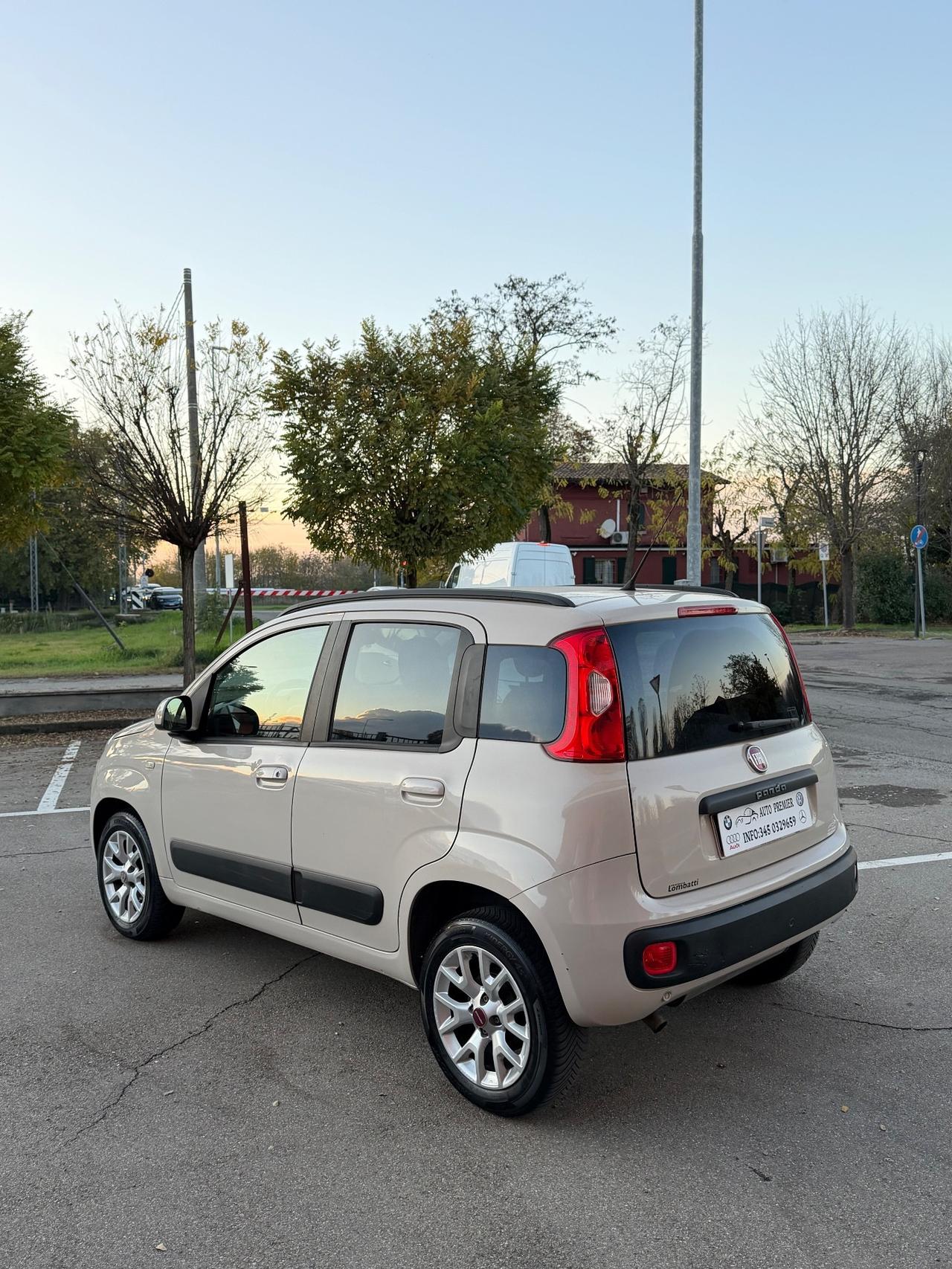 Fiat Panda 0.9 TwinAir Turbo Natural Power Lounge