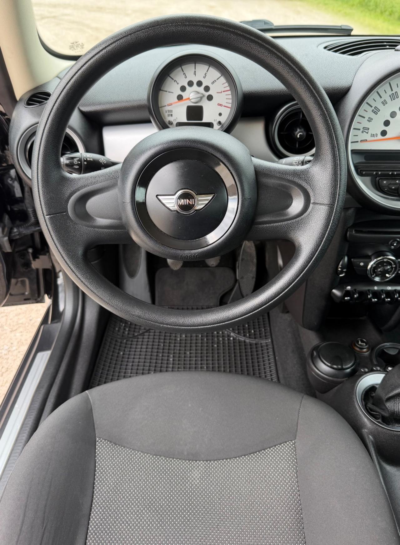 MINI COOPER ONE 1.6 BENZINA NEOPATENTATi R56
