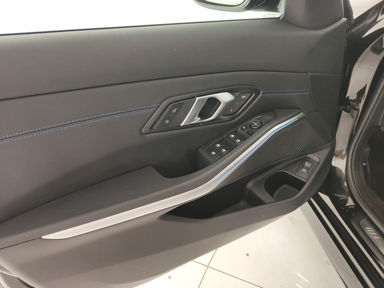 BMW Serie 3 G20 2022 Berlina - 320d mhev 48V xdrive MSport Pro auto