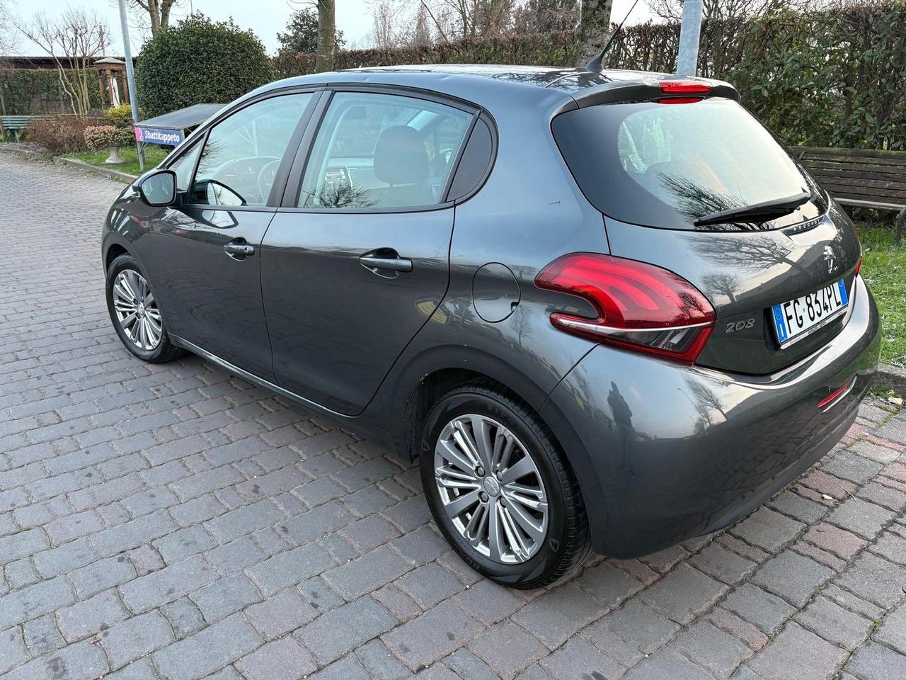 Peugeot 208 diesel 2017 NEOPATENTATI