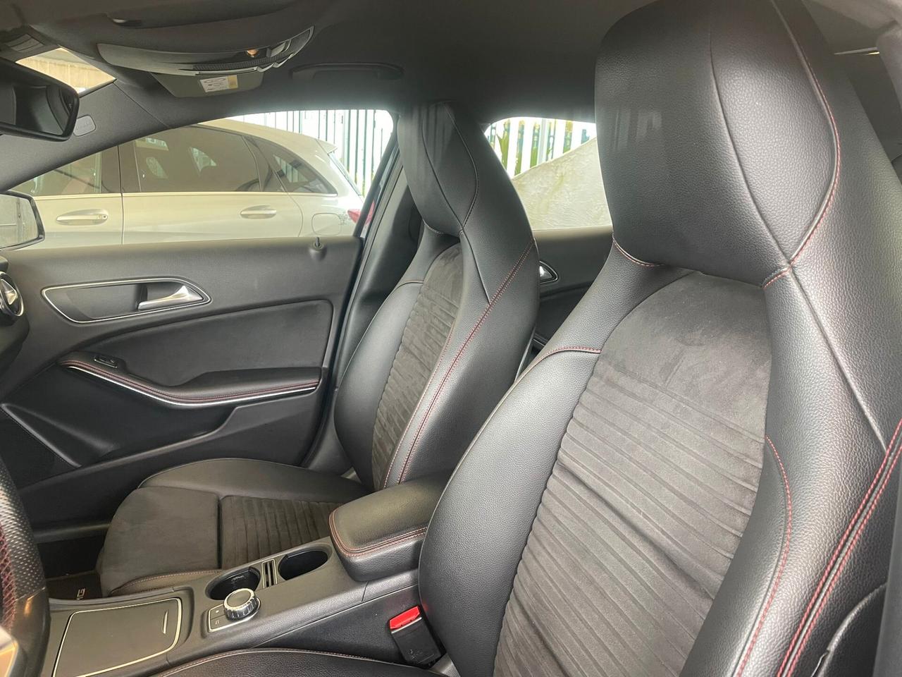 Mercedes-benz GLA 200 d Automatic Sport