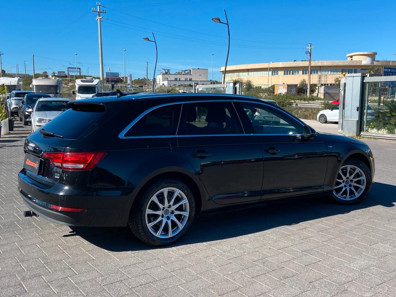Audi A4 Avant 2.0 tdi S-Line 150cv s-tronic