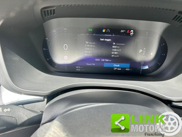 VOLVO XC60 Momentum pro MILD HYBRID B4