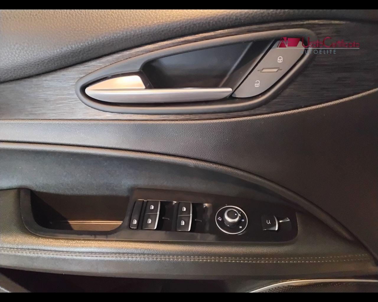 ALFA ROMEO Stelvio 2.2 Turbodiesel 160 CV AT8 RWD Super