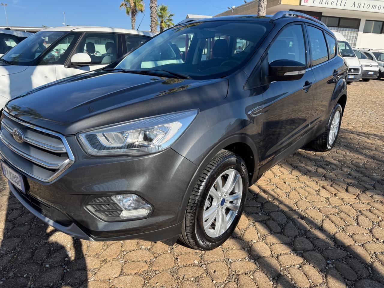 Ford Kuga 2.0 TDCI 120 CV S&S 2WD Powershift Stealth