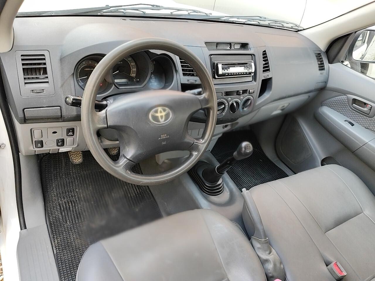 Toyota Hilux 2.5 D-4D 2WD 2p. Ribaltabile