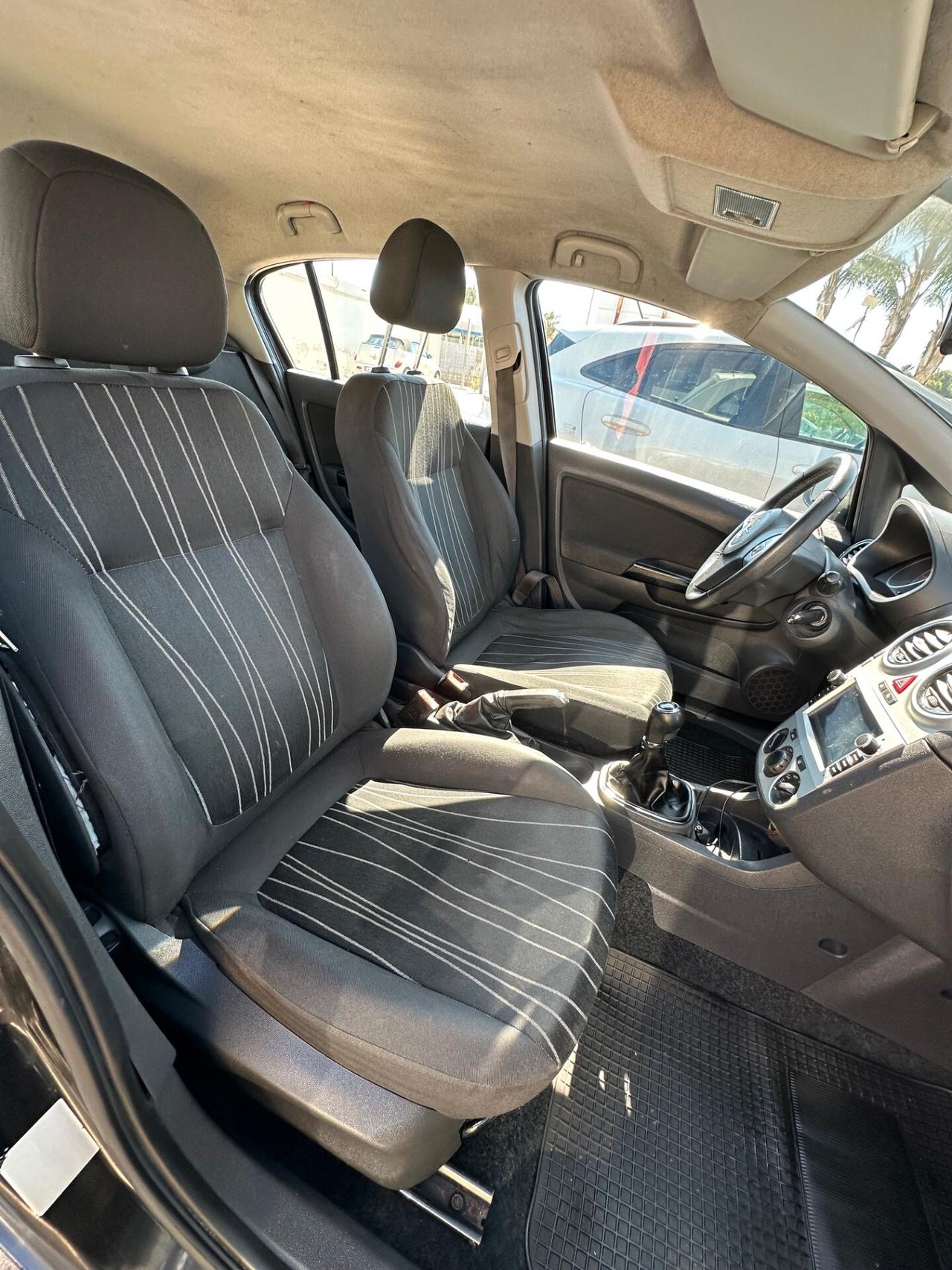 OPEL CORSA 1.2 GPL 2010 OK NEOPATENTATI