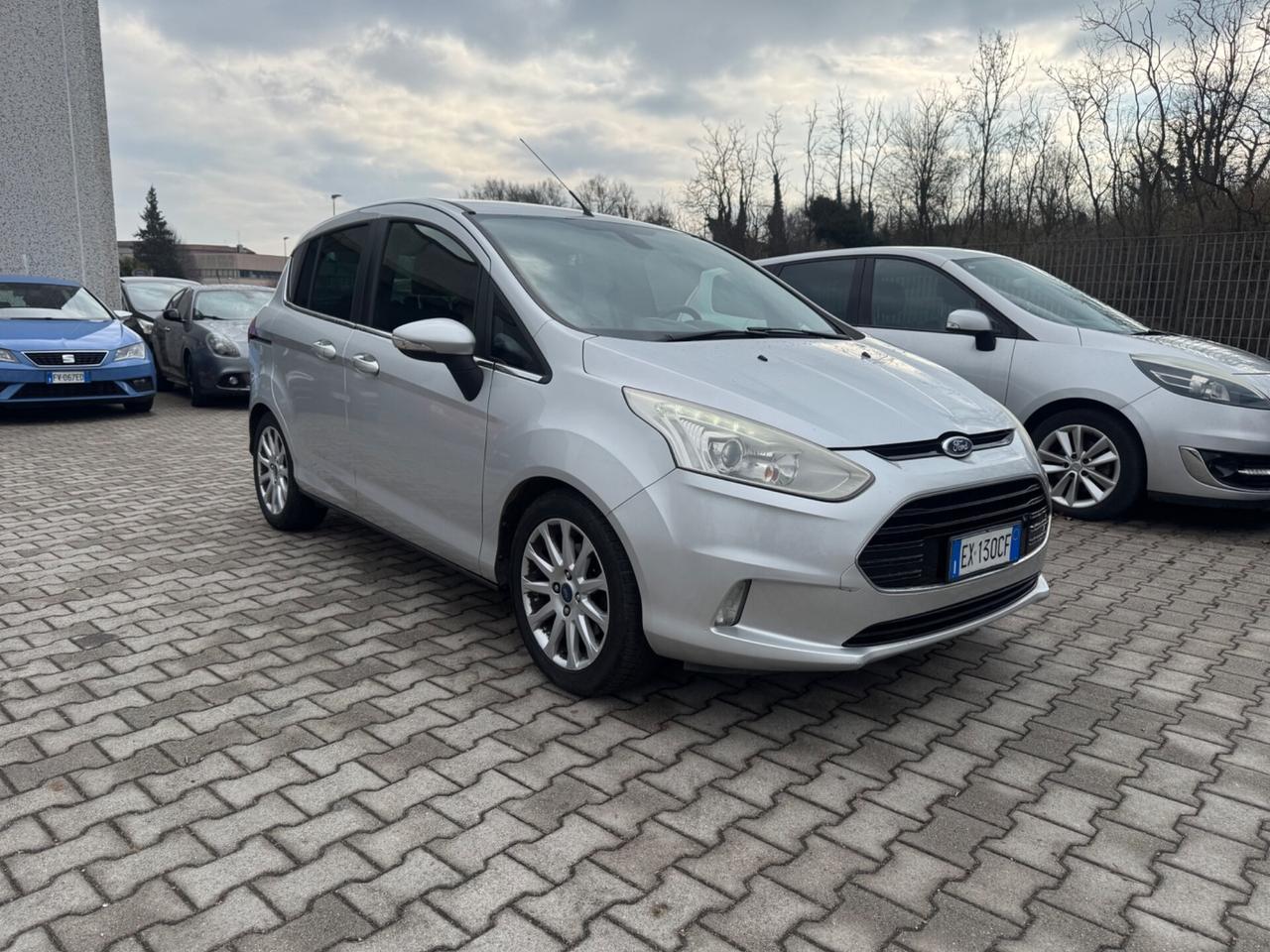 Ford B-Max 1.4 90 CV GPL Business Titanium