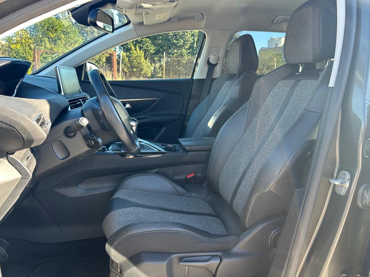 Peugeot 3008 BlueHDi 130 S&S Allure