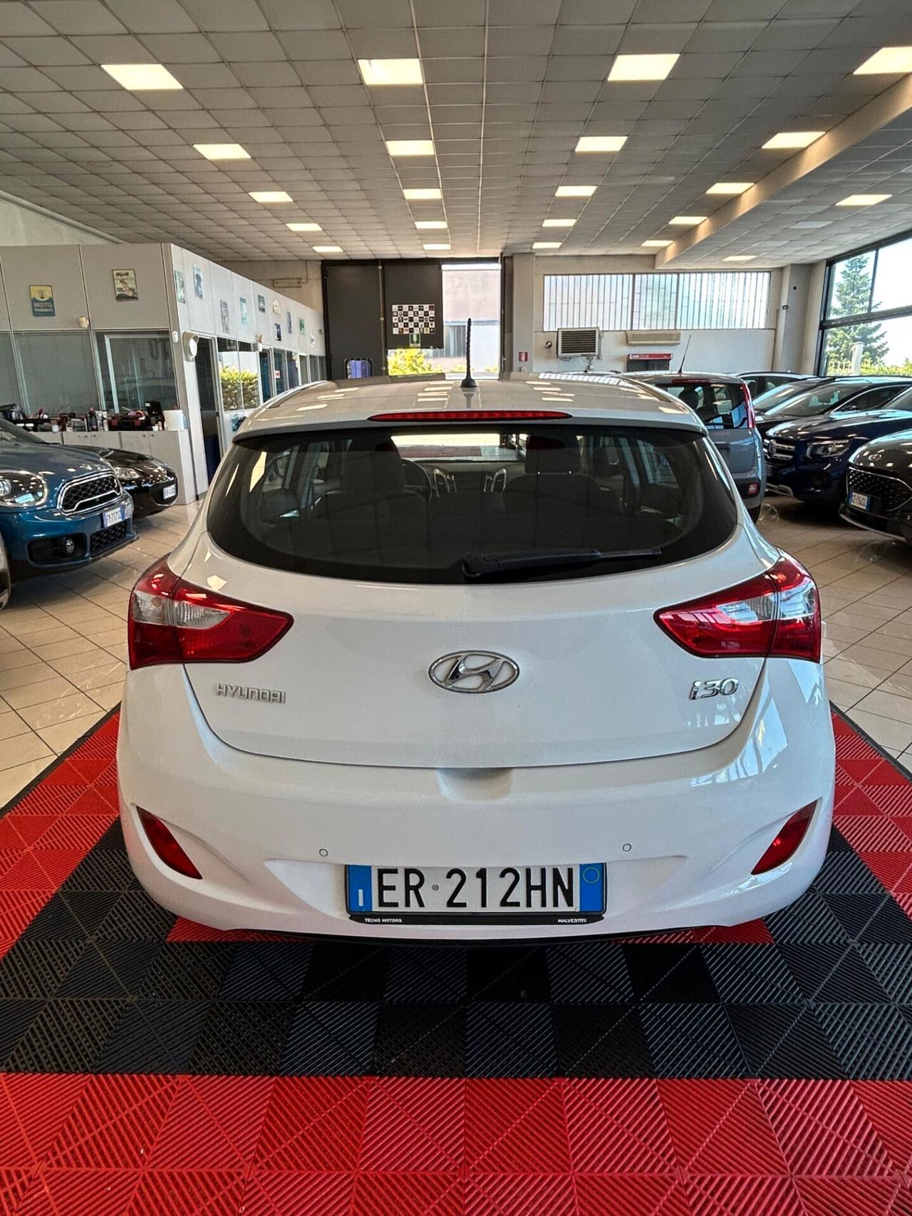 Hyundai i30 1.4 5p. Comfort