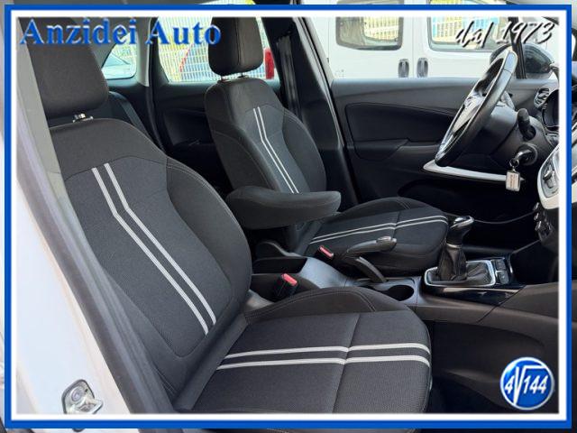 OPEL Crossland 1.2 12V Design & Tech