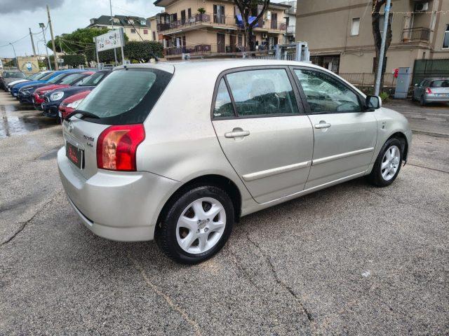 TOYOTA Corolla 1.4 D-4D M-MT 5 porte Sol ESP