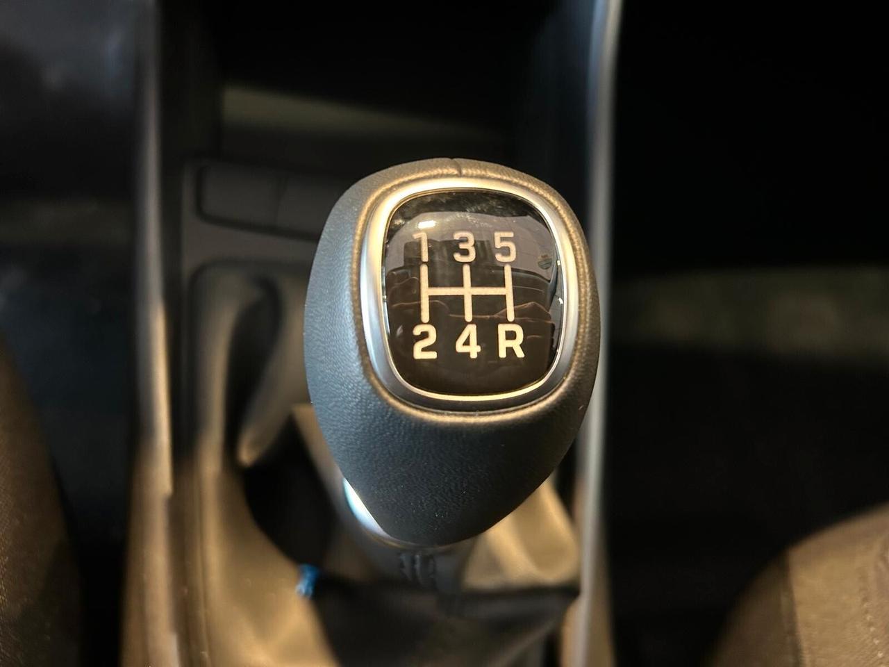Hyundai i20 CONNECTLINE 1.2 MPI MT KM 0